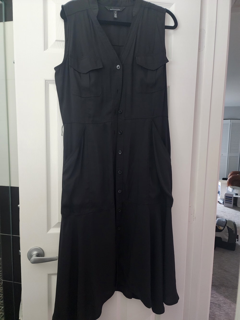 White House Black Market Black Sleeveless Button-Down Midi Dress